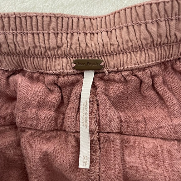 Free People Dusty Rose Cropped linen Cargo Pants - Picture 8 of 13